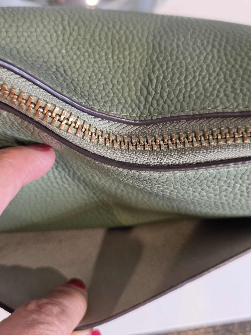 Kate Spade Hudson Medium Convertible Crossbody - Picture 13 of 13